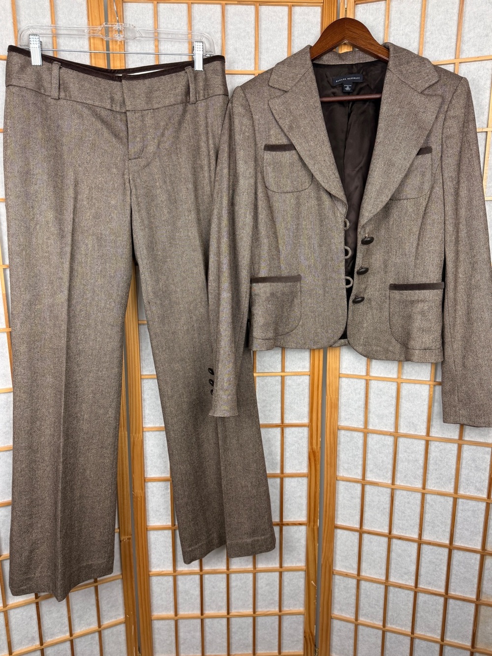 Banana Republic Herringbone Wool Suit Brown Blazer 10 Pants 4 WITH Elbow Patches